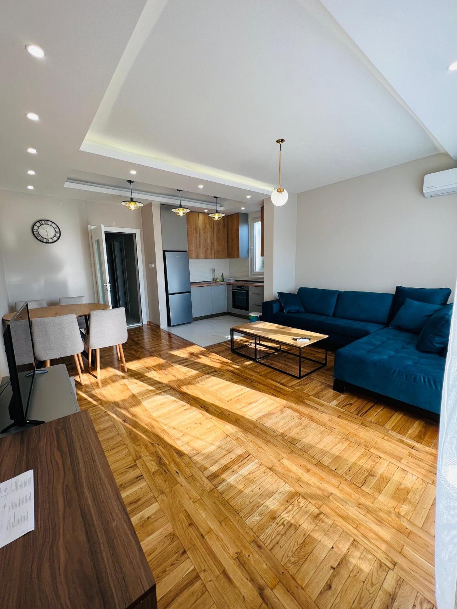 Apartment Luxury Explorer Podgorica Eksteriør billede