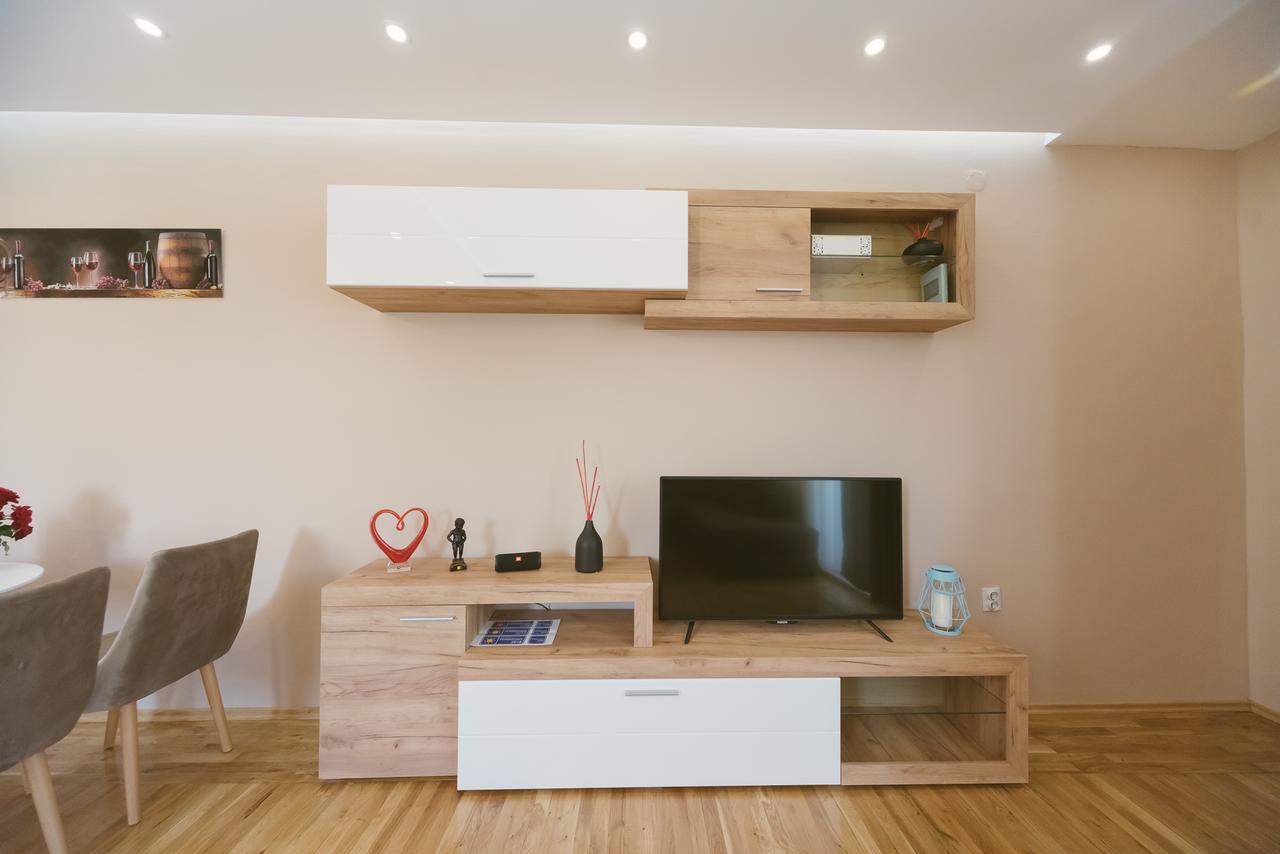 Apartment Luxury Explorer Podgorica Eksteriør billede