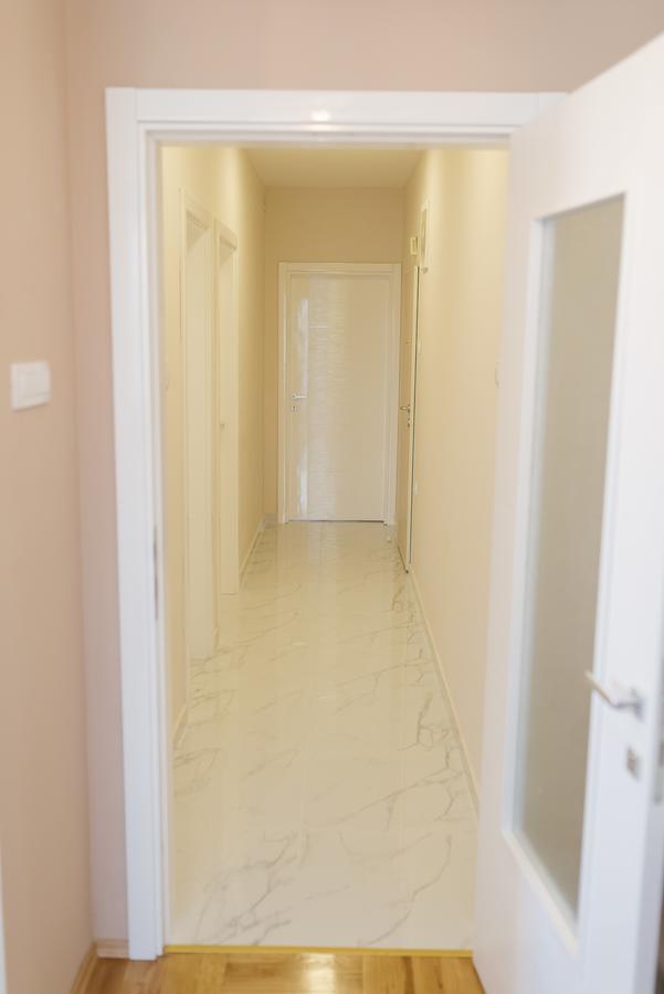 Apartment Luxury Explorer Podgorica Eksteriør billede